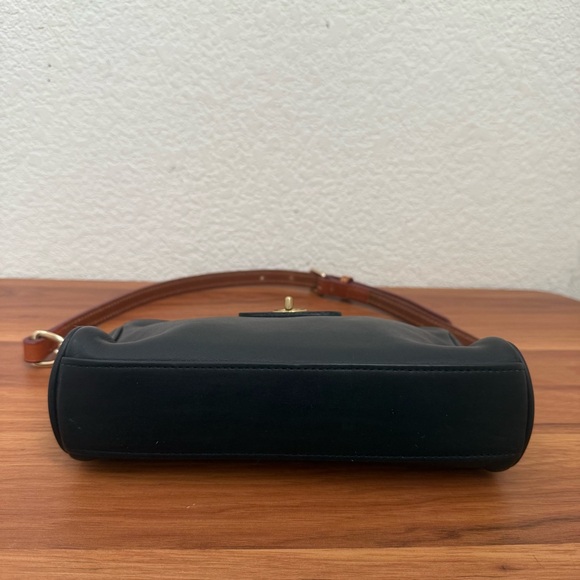 Vintage Y2K COACH 9154 Legacy Demi TurnLock Black Leather Crossbody Bag READ - Picture 5 of 16